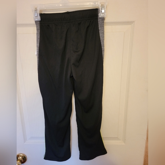 NWT Old Navy Active Pants - Picture 2 of 5
